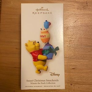 Hallmark Winnie the Pooh keepsake